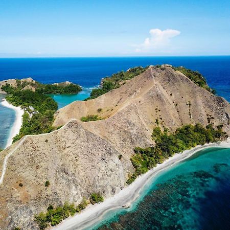 Hotel Santika Luwuk - Sulawesi Tengah Eksteriør billede